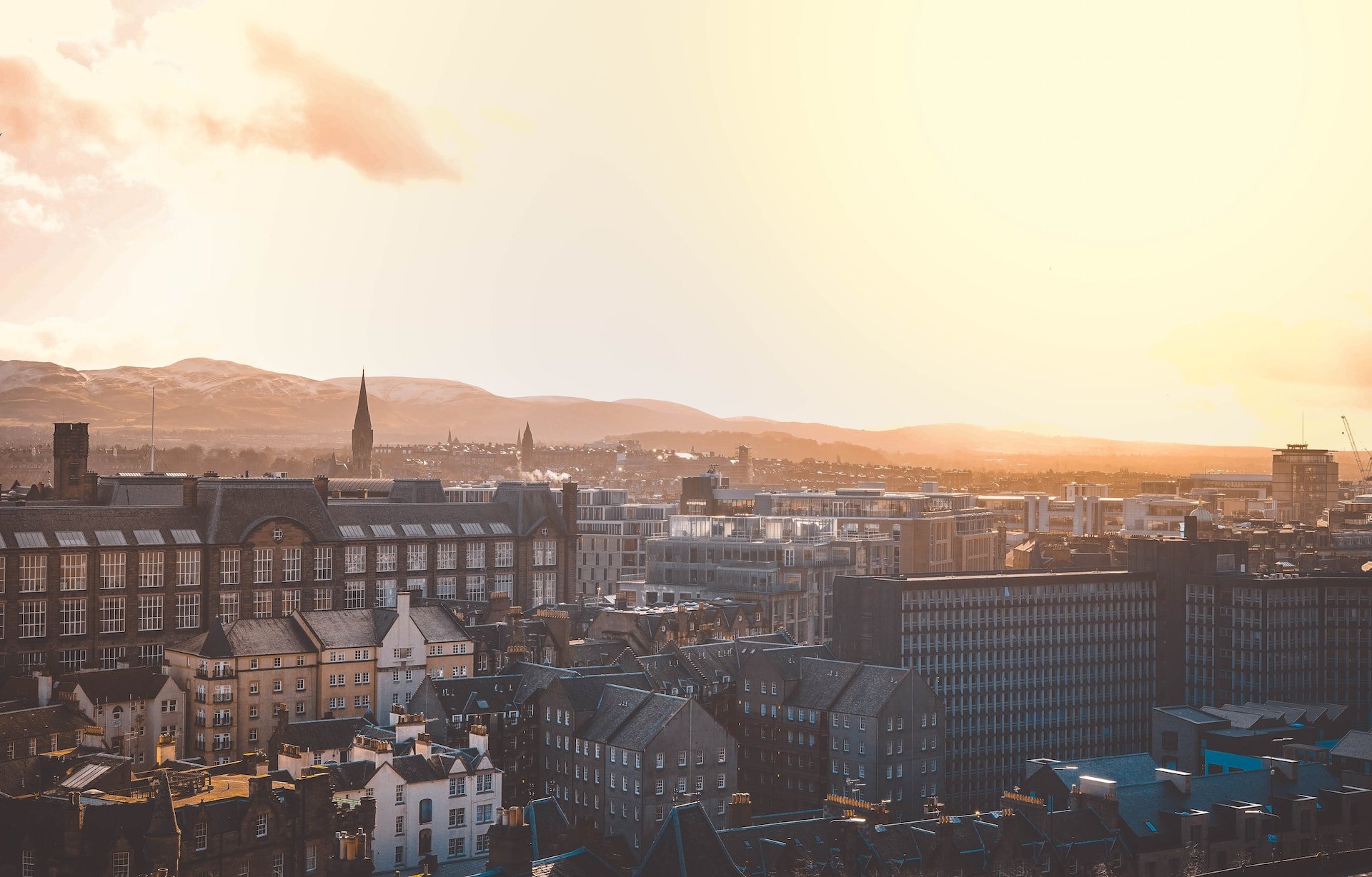 5 Ways to Streamline IT Operations With the UK's Northern Connectivity Hub